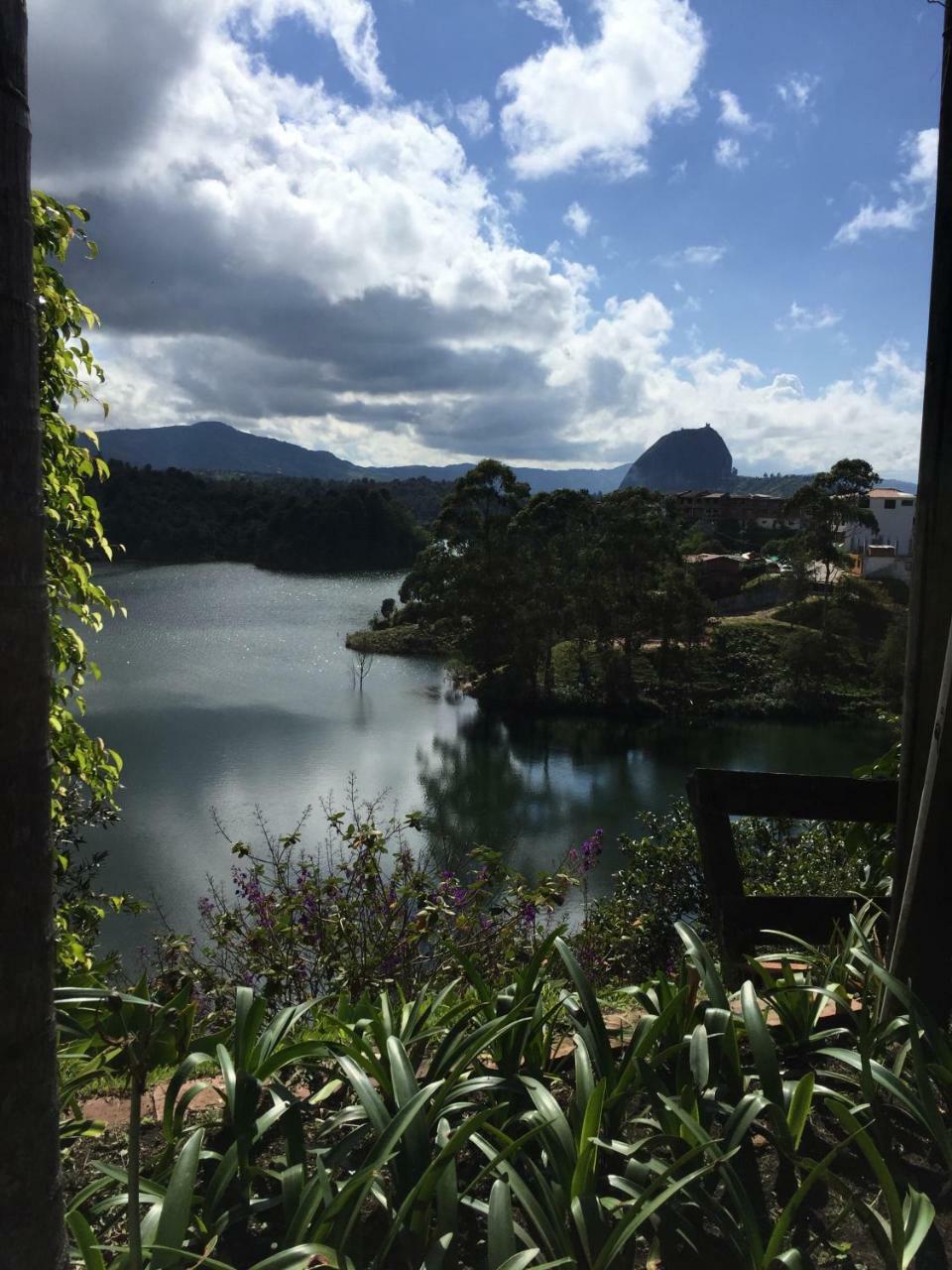 La Madriguera Hotel Guatapé Eksteriør billede